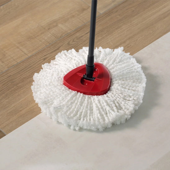 Brosse pour Balai – L’Accessoire idéal pour un nettoyage efficace
