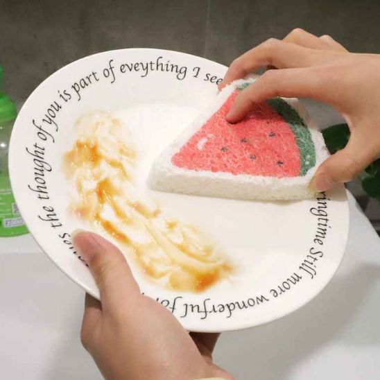 Éponge magique - créative et idéale pour la cuisine et la salle de bain