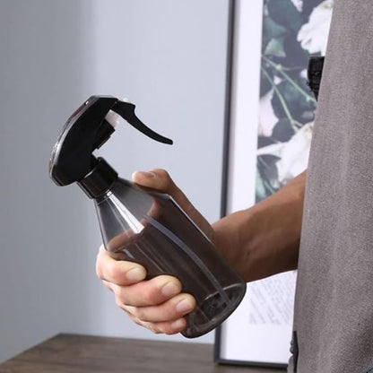 Un pulvérisateur - multifonction pour coiffeurs, jardiniers et usage domestique - Benziclean