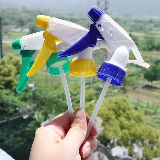 Pulverisateur - Le Spray Kettle™ : L'allié de tous vos projets verts - Benziclean